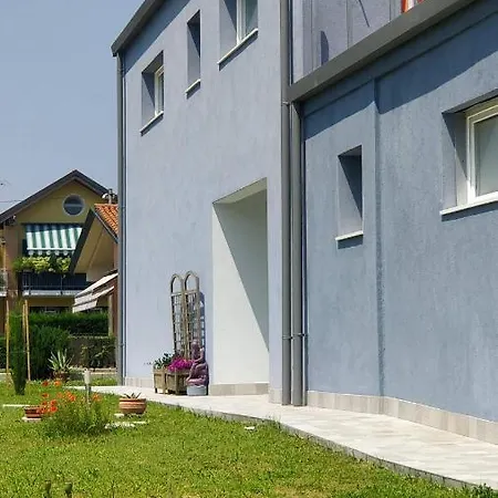 Porte Di Venezia, Tessera Aeroporto Guest house *